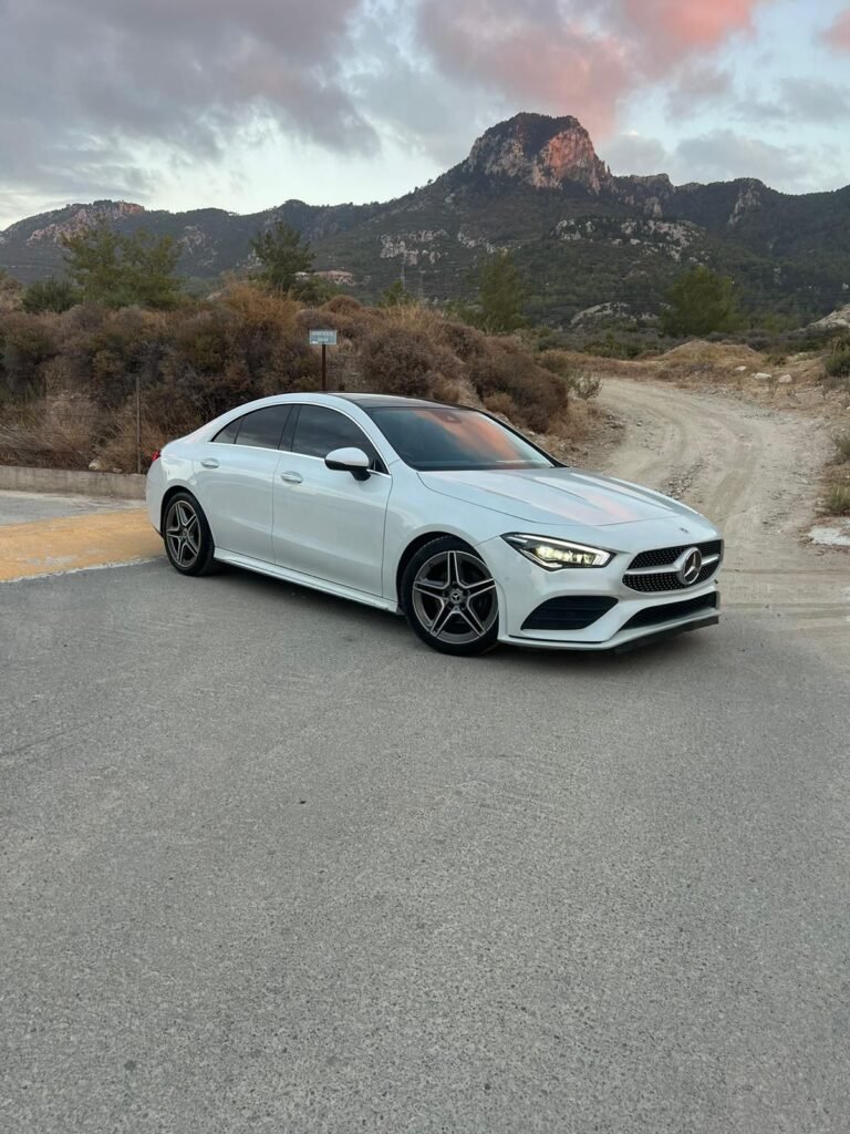 Mercedes-Benz CLA   - AMG LINE  - PREMIUM PLUS